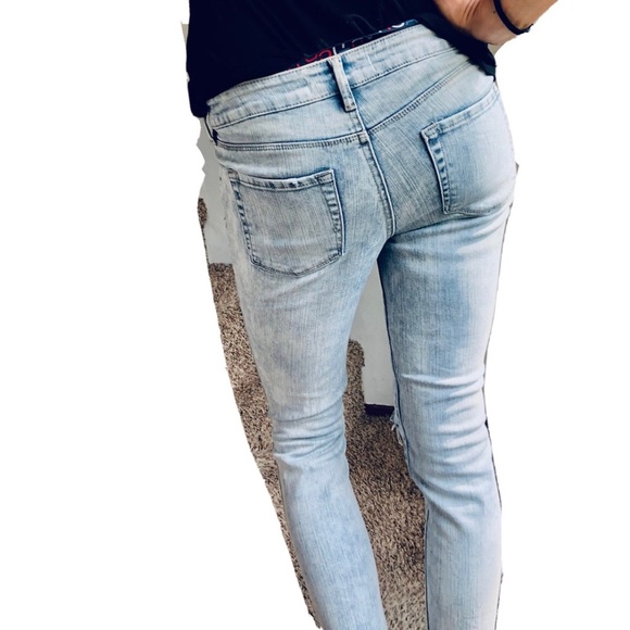 BULLHEAD Denim Light Washed Light Blue Skinny Distressed Jeans Raw Hem Size 26 - Picture 5 of 13